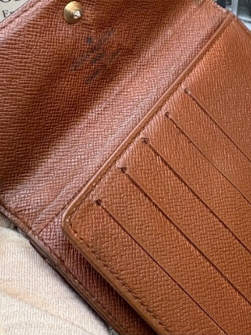 Louis Vuitton Monogram Compact Wallet - Brown - Picture 6 of 8